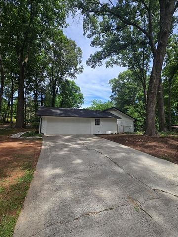 4783 Hickory Court SW, Lilburn, GA 30047