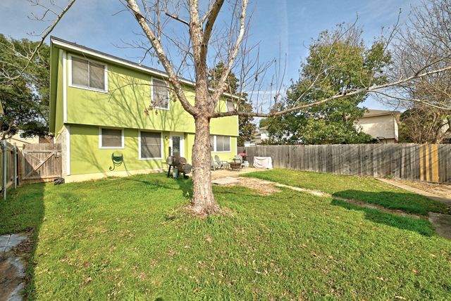 11362 Canterbury Tales LN, Austin, TX 78748