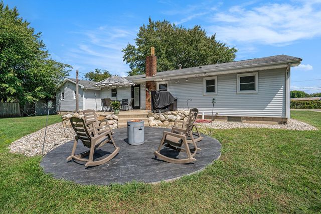 69218 Center Street, Edwardsburg, MI 49112