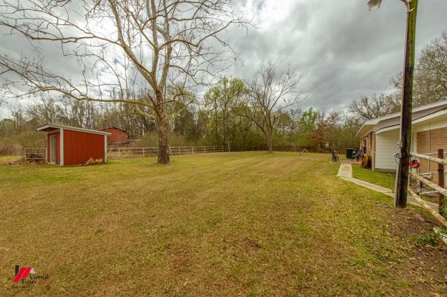 6103 Colquitt, Keithville, LA 71047