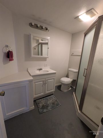 1629 S Michigan Ave, Boise, ID 83706