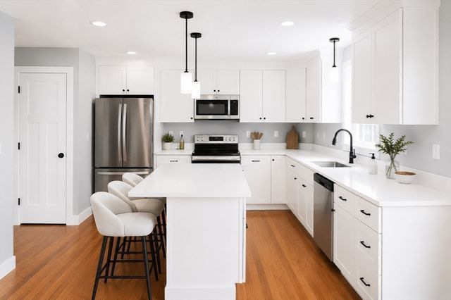 811 Main St 2, Tewksbury, MA 01876
