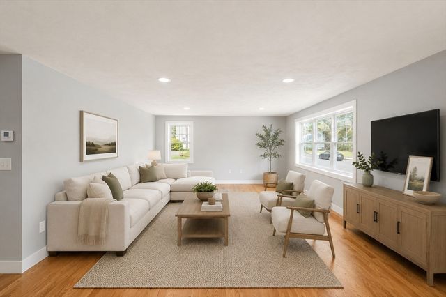 811 Main St 2, Tewksbury, MA 01876