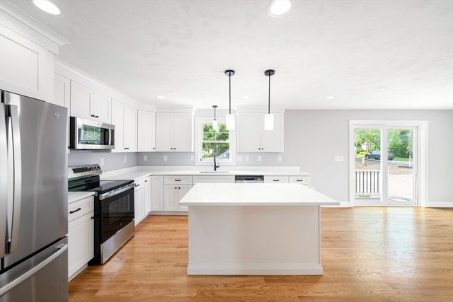 811 Main St 2, Tewksbury, MA 01876