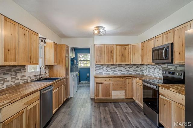2640 Highway H, Sullivan, MO 63080