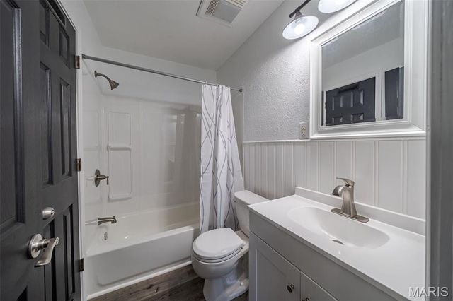 2640 Highway H, Sullivan, MO 63080