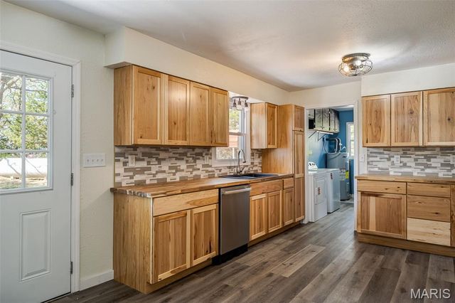 2640 Highway H, Sullivan, MO 63080