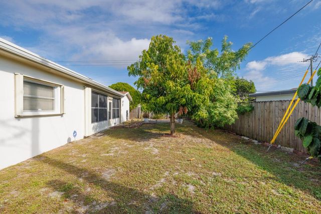 300 Michigan Place, West Palm Beach, FL 33409