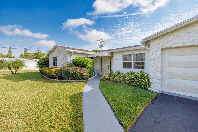 300 Michigan Place, West Palm Beach, FL 33409