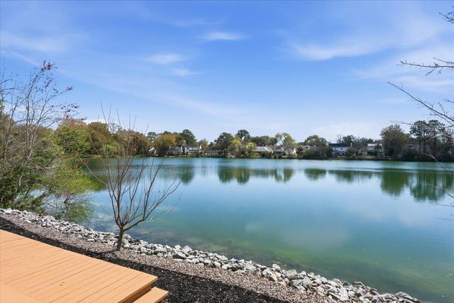 1732 Crystal Lake Drive, Charleston, SC 29412