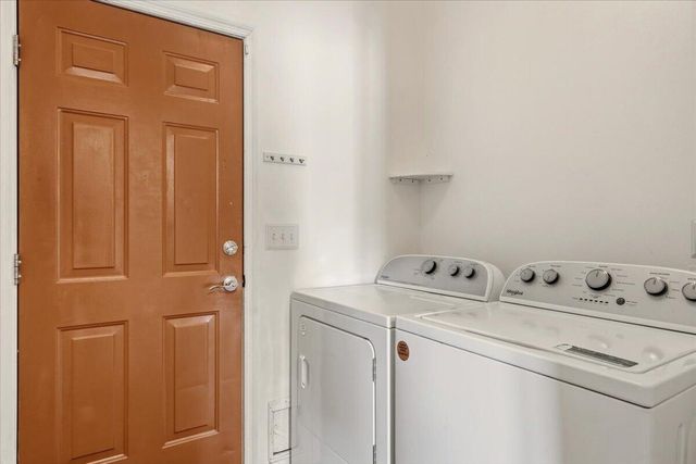 1732 Crystal Lake Drive, Charleston, SC 29412