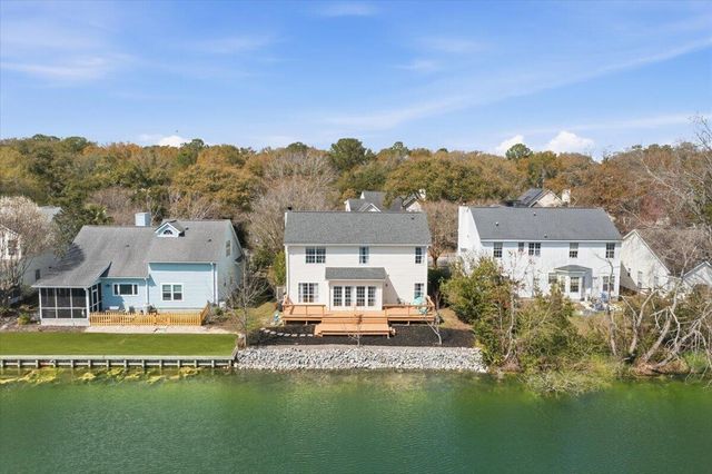 1732 Crystal Lake Drive, Charleston, SC 29412