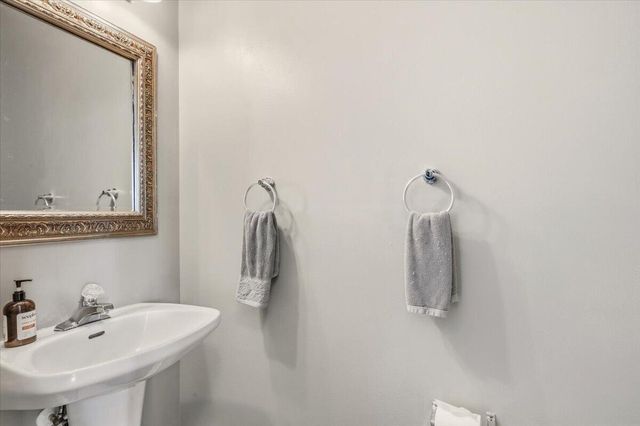 1732 Crystal Lake Drive, Charleston, SC 29412