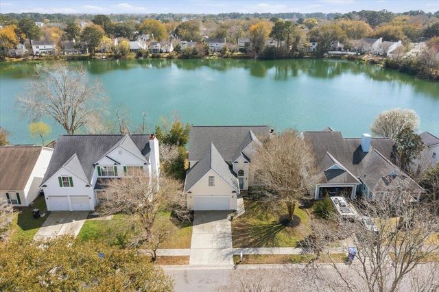 1732 Crystal Lake Drive, Charleston, SC 29412