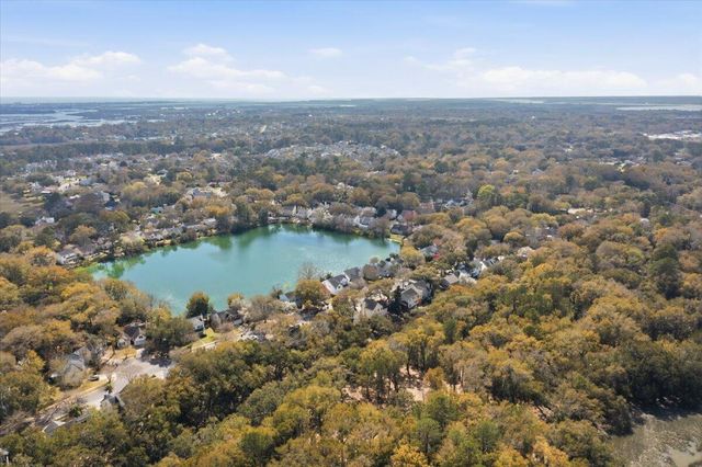 1732 Crystal Lake Drive, Charleston, SC 29412