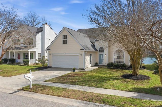 1732 Crystal Lake Drive, Charleston, SC 29412