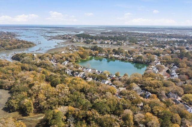 1732 Crystal Lake Drive, Charleston, SC 29412