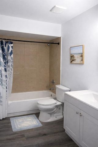 441 NW 98th Ct 441, Miami, FL 33172