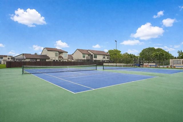 441 NW 98th Ct 441, Miami, FL 33172