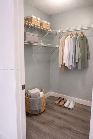 441 NW 98th Ct 441, Miami, FL 33172