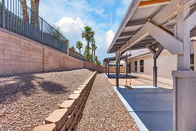 1369 Tranquil Skies Avenue, Henderson, NV 89012