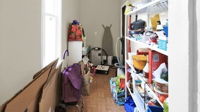 35 Essex St 1, Cambridge, MA 02139