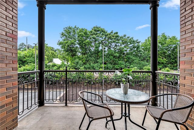 600 W Meadow Street 206, Fayetteville, AR 72701