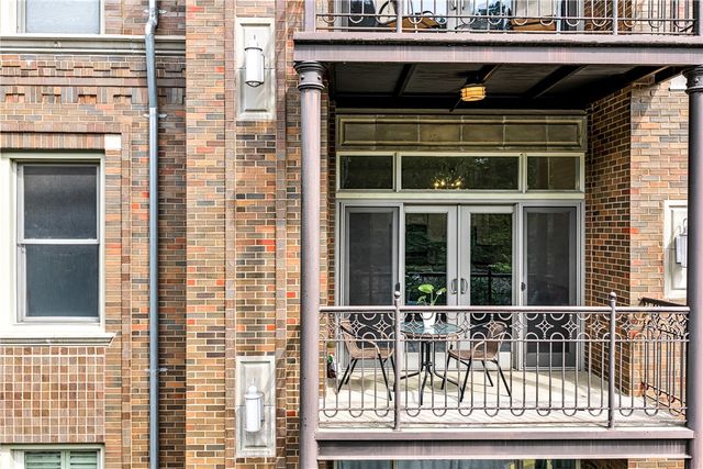600 W Meadow Street 206, Fayetteville, AR 72701