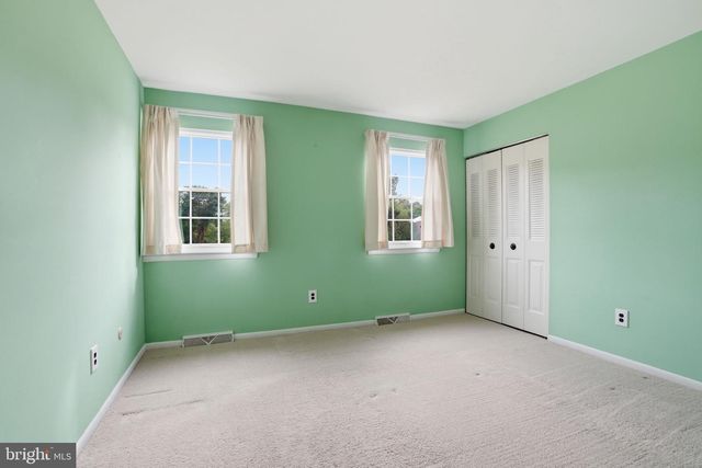 2049 HAWTHORNE LN, Hatfield, PA 19440