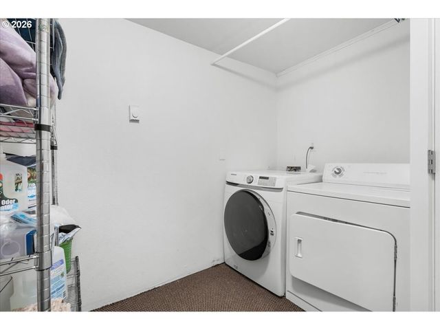 772 DIVISION St, Oregon City, OR 97045