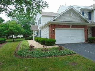 317 Grape Vine Trail 5, Oswego, IL 60543