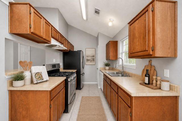 2714 Blue Mist Drive, Sugar Land, TX 77498