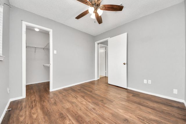 2714 Blue Mist Drive, Sugar Land, TX 77498