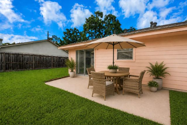 2714 Blue Mist Drive, Sugar Land, TX 77498