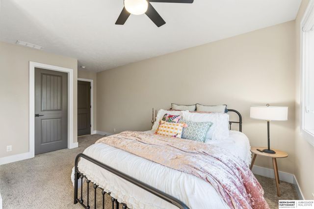 21874 Martha Street, Elkhorn, NE 68022