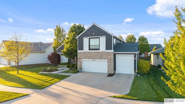 21874 Martha Street, Elkhorn, NE 68022