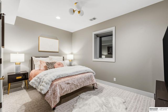 21874 Martha Street, Elkhorn, NE 68022