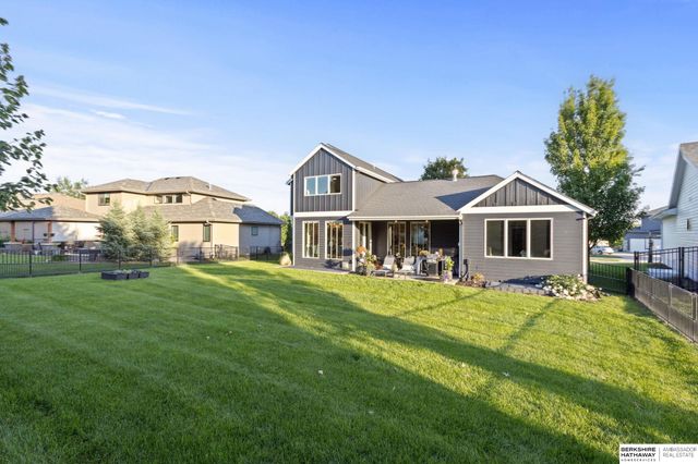 21874 Martha Street, Elkhorn, NE 68022