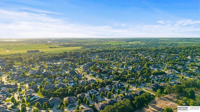 21874 Martha Street, Elkhorn, NE 68022