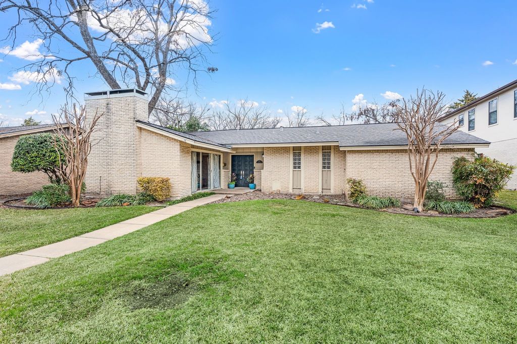 9741 Broken Bow Road, Dallas, TX 75238