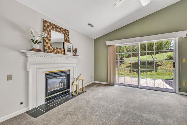 5850 Penn Forest PL, Roanoke, VA 24018