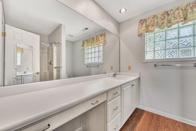 5850 Penn Forest PL, Roanoke, VA 24018