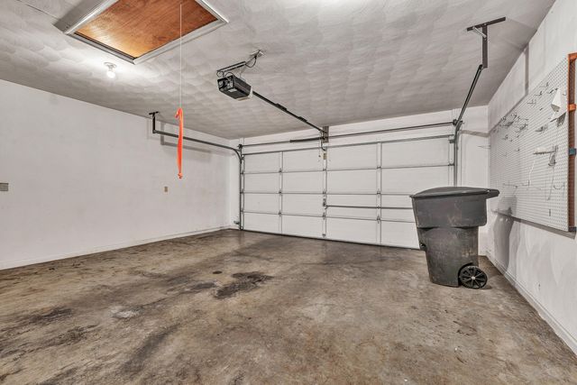 5850 Penn Forest PL, Roanoke, VA 24018