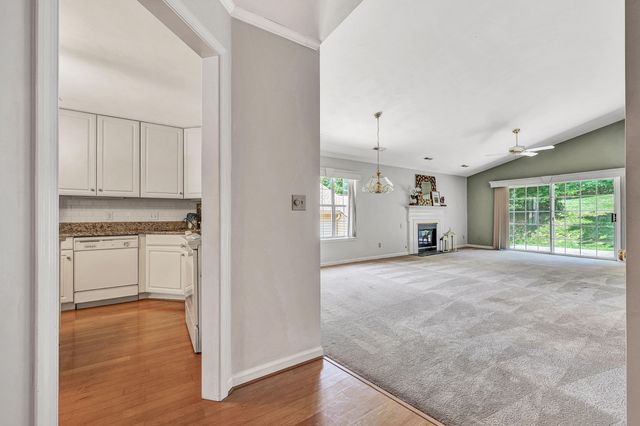 5850 Penn Forest PL, Roanoke, VA 24018