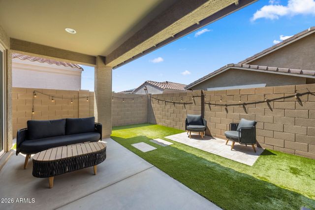 2826 E FRAKTUR Road, Phoenix, AZ 85040