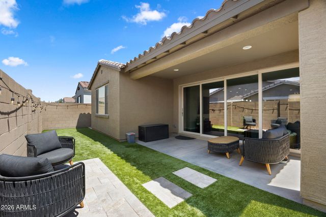 2826 E FRAKTUR Road, Phoenix, AZ 85040