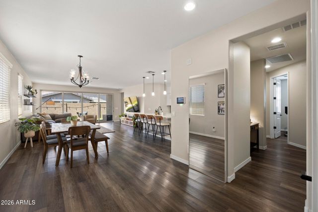 2826 E FRAKTUR Road, Phoenix, AZ 85040
