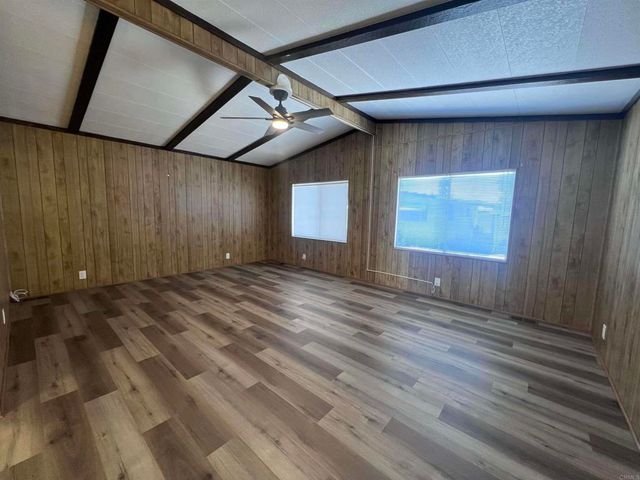 575 S Lyon Avenue 155, Hemet, CA 92543