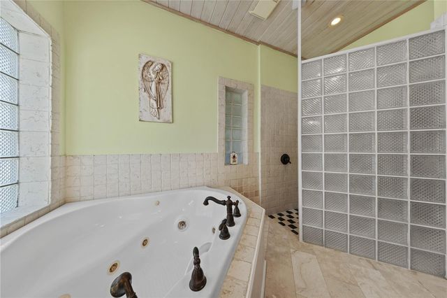 1621 BARR, Oviedo, FL 32765