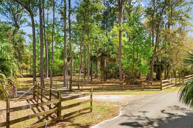 1621 BARR, Oviedo, FL 32765